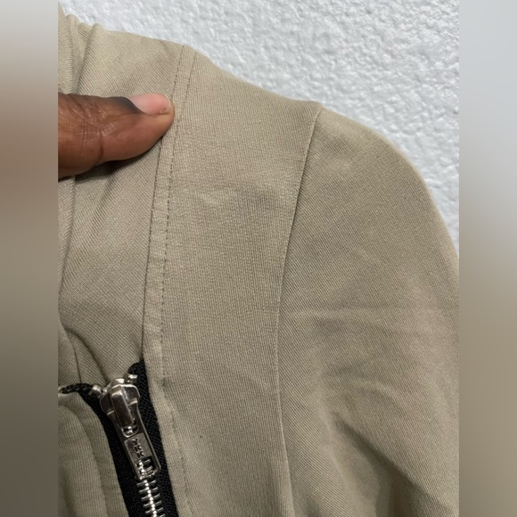 EUC L Zip Up Jacket w/Pockets - Picture 6 of 7